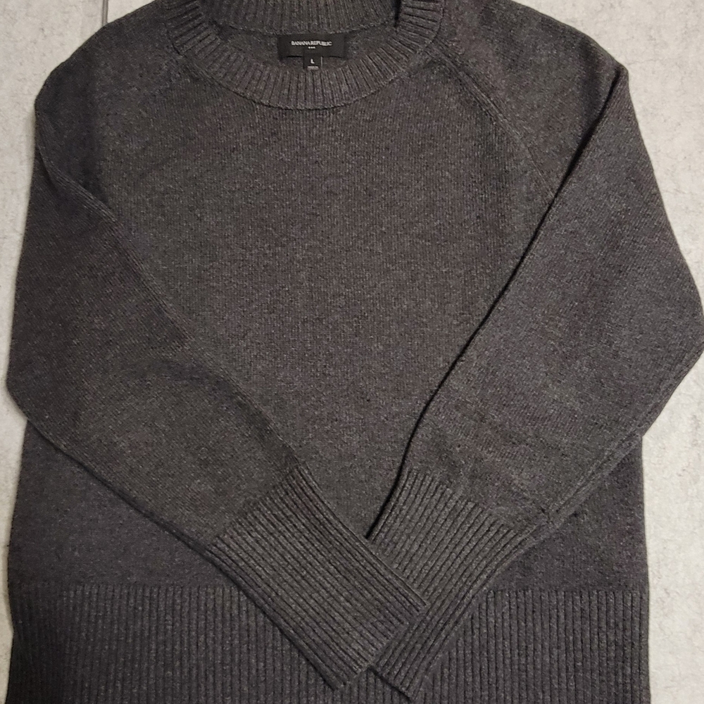 Banana Republic Charcoal Gray Crewneck Sweater Wool Blend Size Large - Picture 9 of 9